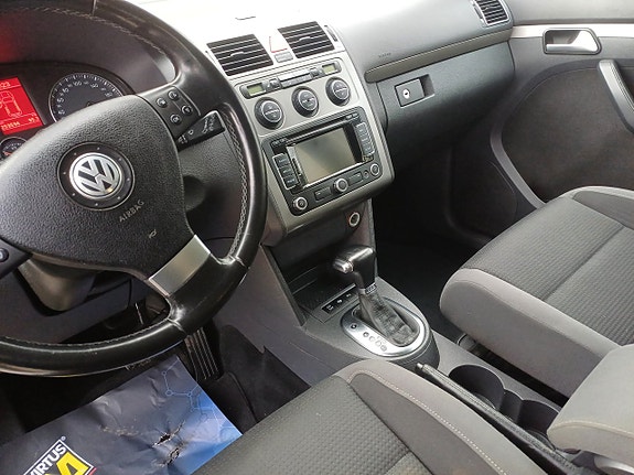 Volkswagen Touran 20 of 22