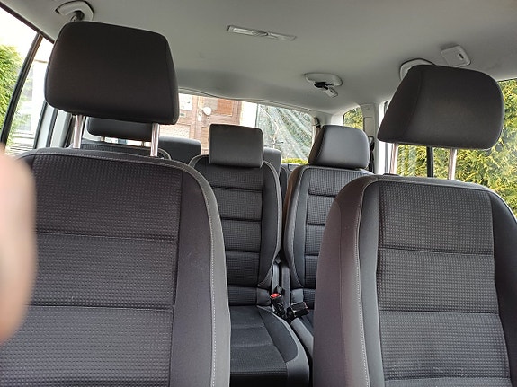 Volkswagen Touran 12 of 22