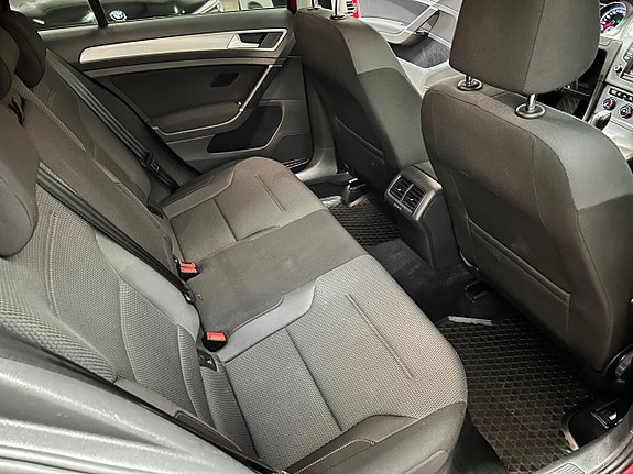 Volkswagen Golf-Serie 13 of 15