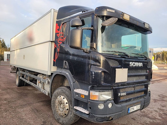 SCANIA P280 (2009) | Höj- & sänkbart skåp  65.000 kr ex moms