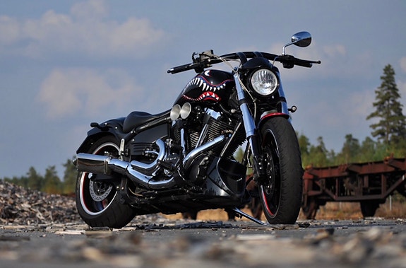 Yamaha XV1700 3 of 7