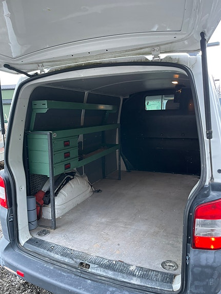 Volkswagen Transporter 2 of 4