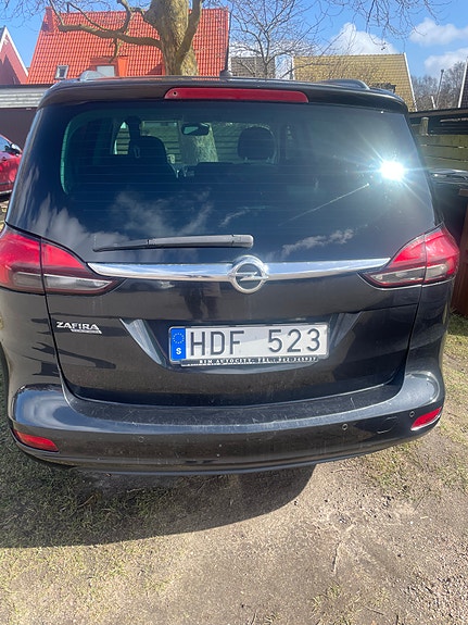 Opel Zafira Tourer 3 of 5