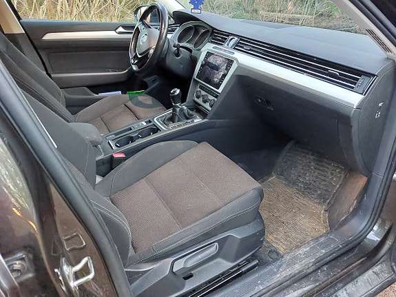 Volkswagen Passat 7 of 7