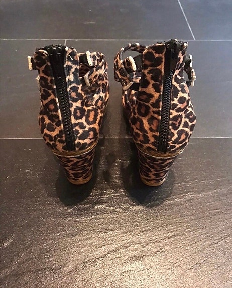 Product image 11 of 21