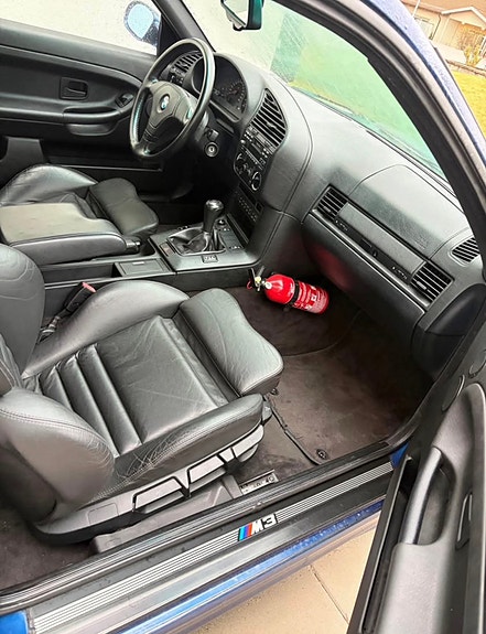 BMW M3 3 of 5