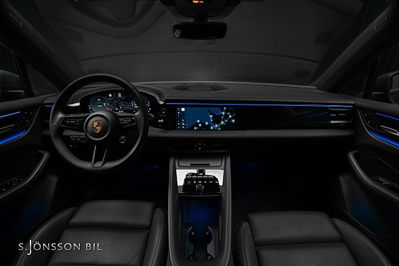 Porsche Macan 4 21 of 21