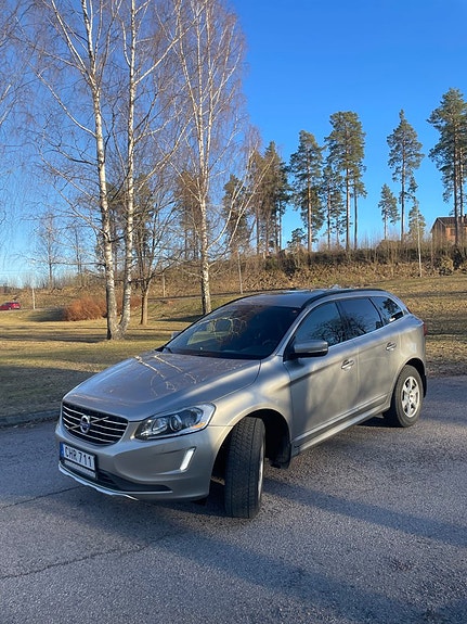 Volvo XC60 9 of 30