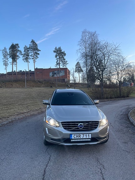 Volvo XC60 24 of 30