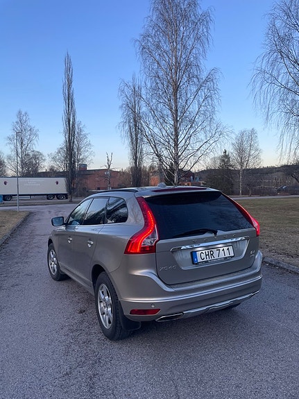 Volvo XC60 29 of 30