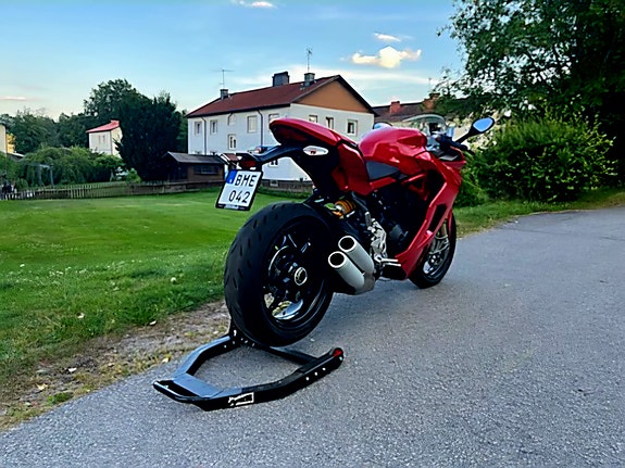 Ducati SuperSport S 3 of 5