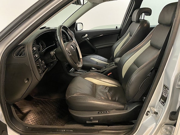 Saab 9-5 15 of 30