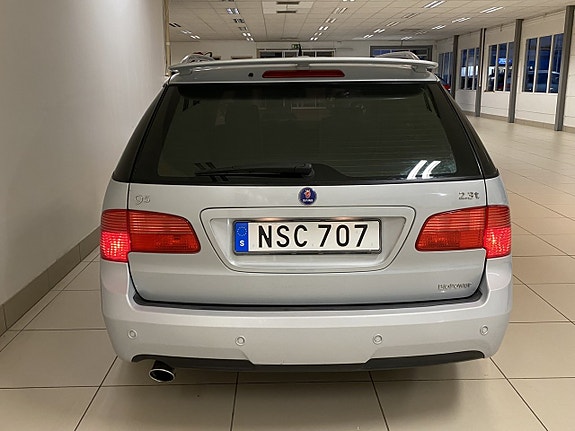 Saab 9-5 4 of 30
