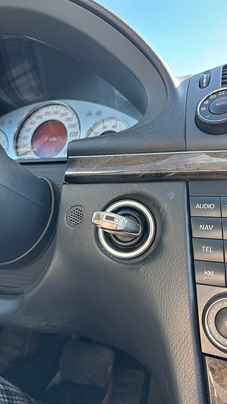 Mercedes-Benz E350 16 of 20