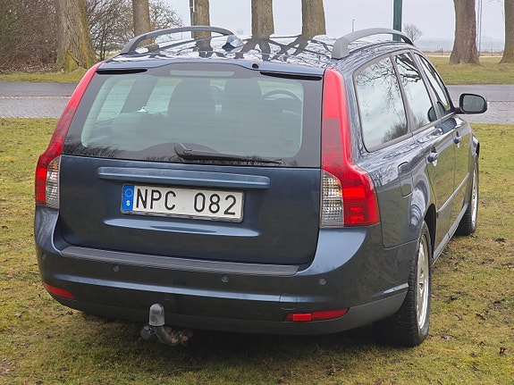 Volvo V50 8 of 22
