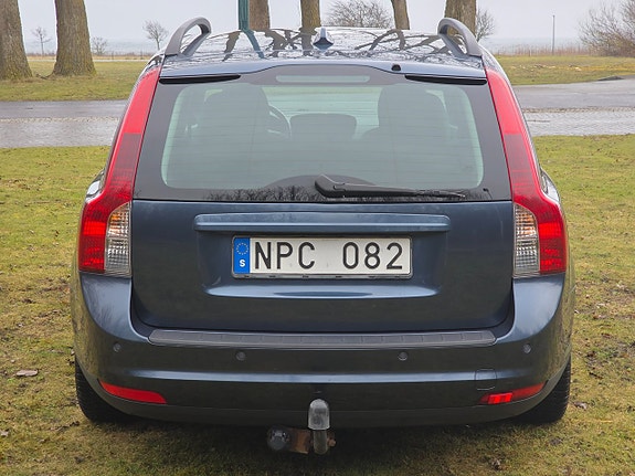 Volvo V50 9 of 22
