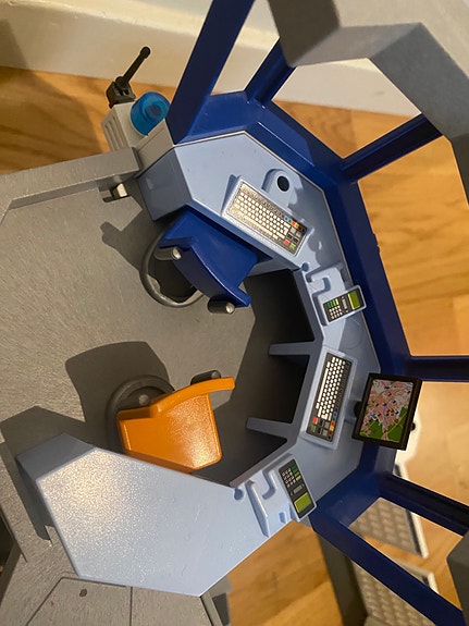 Product image 8 of 9