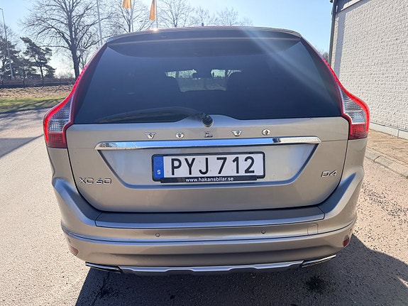 Volvo XC60 5 of 5