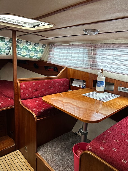 Motorbåt Caravelle 33 11 of 14