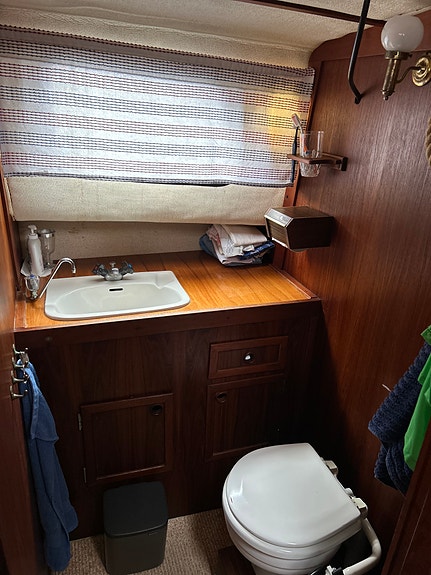 Motorbåt Caravelle 33 7 of 14