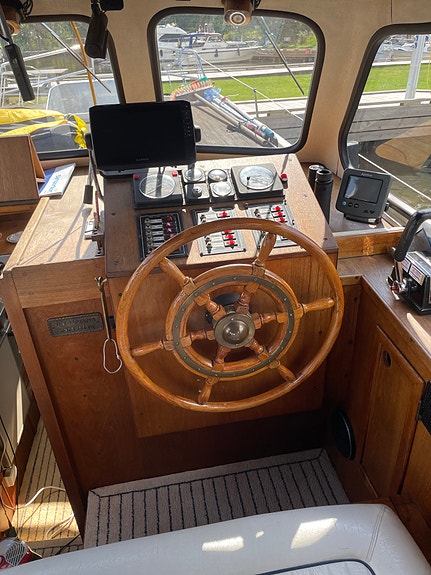 Motorbåt Caravelle 33 3 of 14