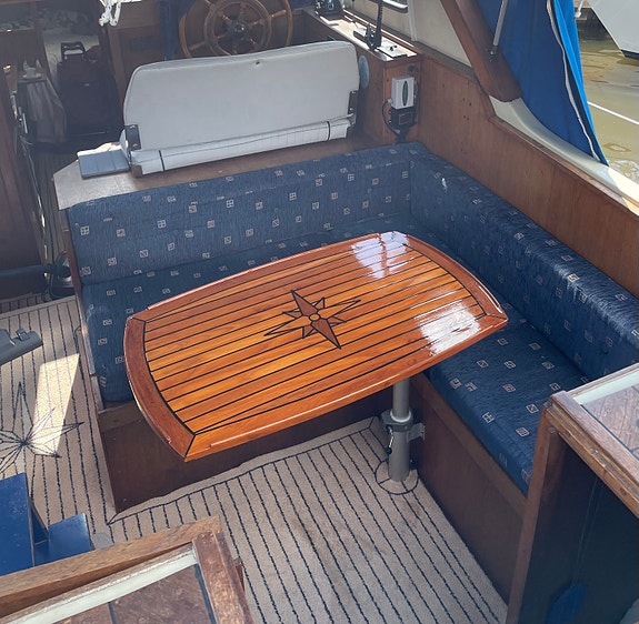 Motorbåt Caravelle 33 2 of 14