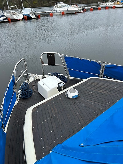 Motorbåt Caravelle 33 12 of 14