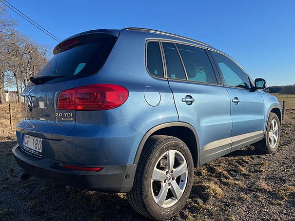 Volkswagen Tiguan 5 of 9