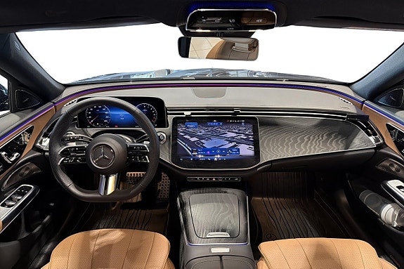 Mercedes-Benz E300 de 9 of 13