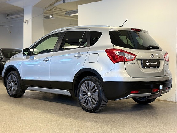 Suzuki S-Cross 6 of 15