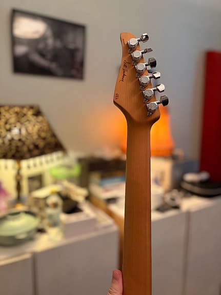 Product image 3 of 6