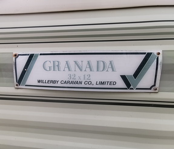 Willerby Granada 32x12 3 of 11
