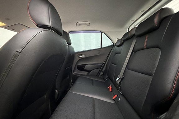 Kia Picanto 11 of 21