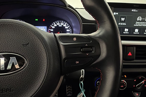 Kia Picanto 16 of 21