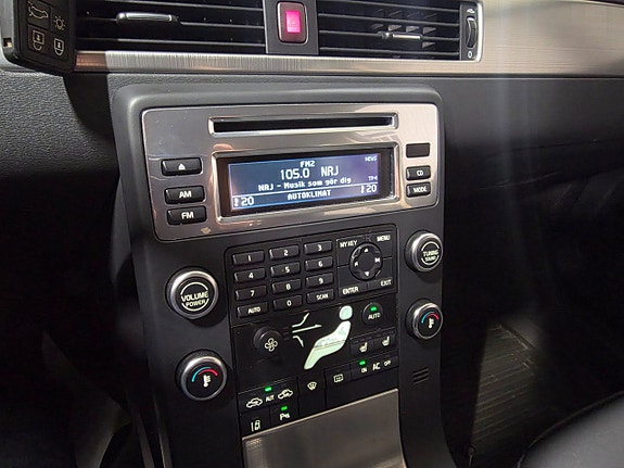 Volvo S80 8 of 9