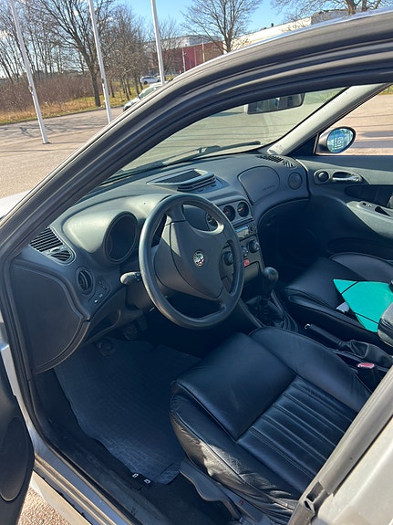 Alfa Romeo 156 4 of 5