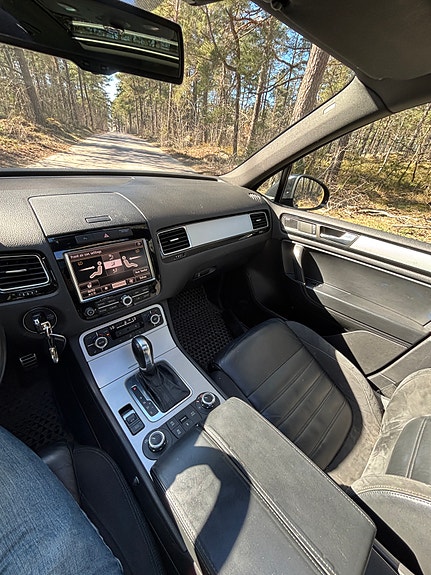 Volkswagen Touareg 8 of 9