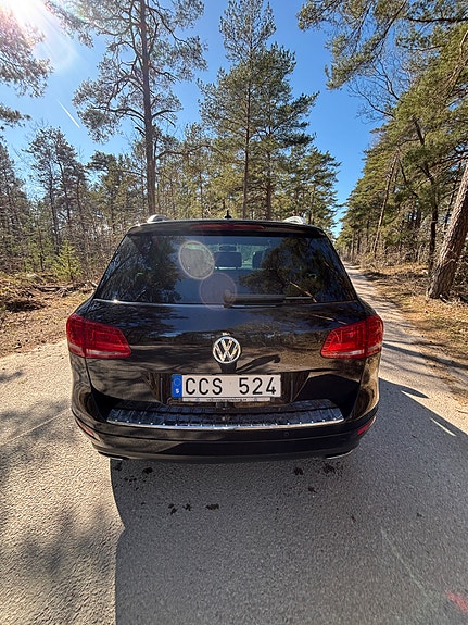Volkswagen Touareg 5 of 9