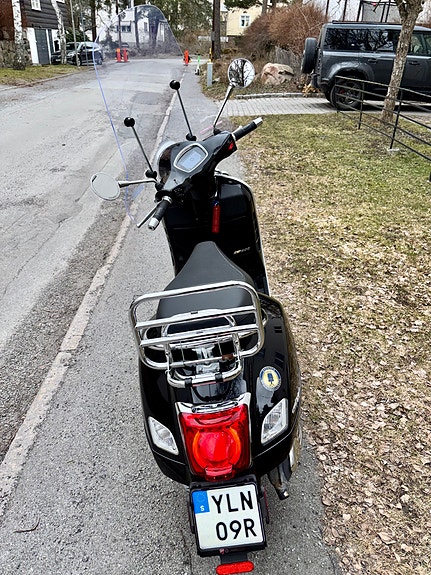 Vespa GTS Supertech 300 hpe 5 of 5