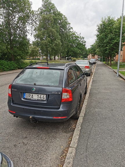 Skoda Octavia 3 of 6