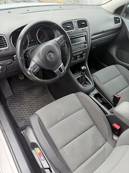 Volkswagen Golf VI 5 of 7