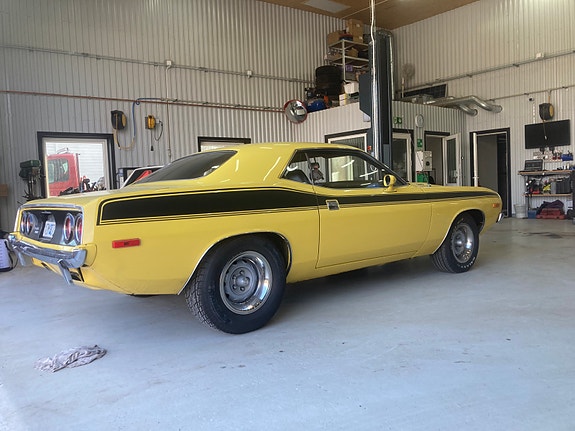 Plymouth Cuda 1973 photo 2