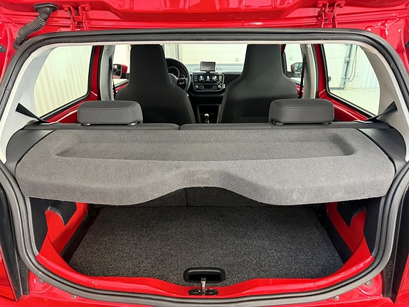 Volkswagen UP! 7 of 25