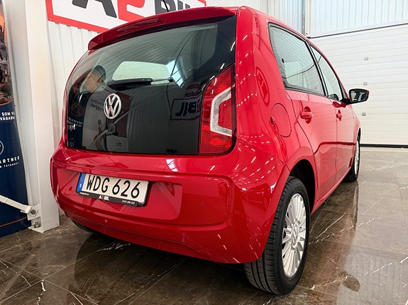 Volkswagen UP! 6 of 25