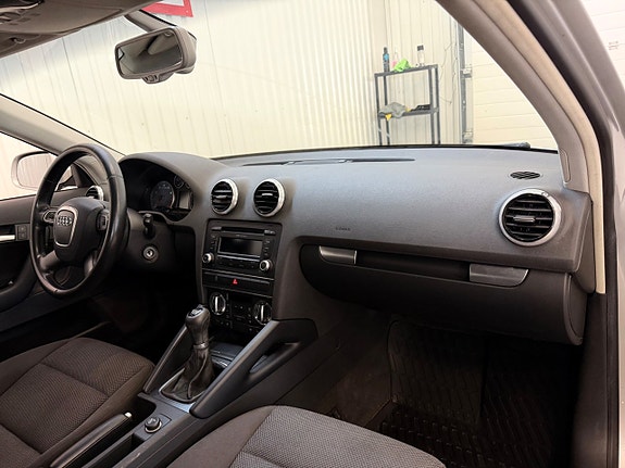 Audi A3 10 of 23