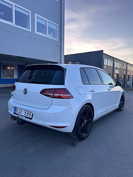 Volkswagen Golf I 4 of 5