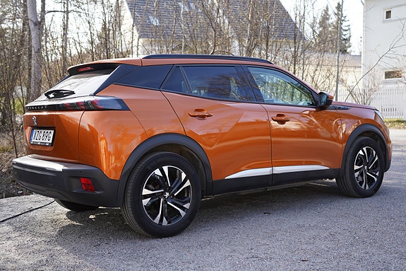 Peugeot e-2008 5 of 5