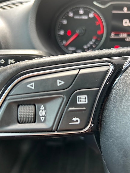Audi A3 8 of 15