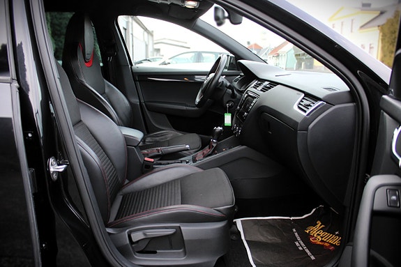 Skoda Octavia RS 13 of 16