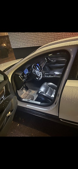 Volvo V90 Cross Country 9 of 10